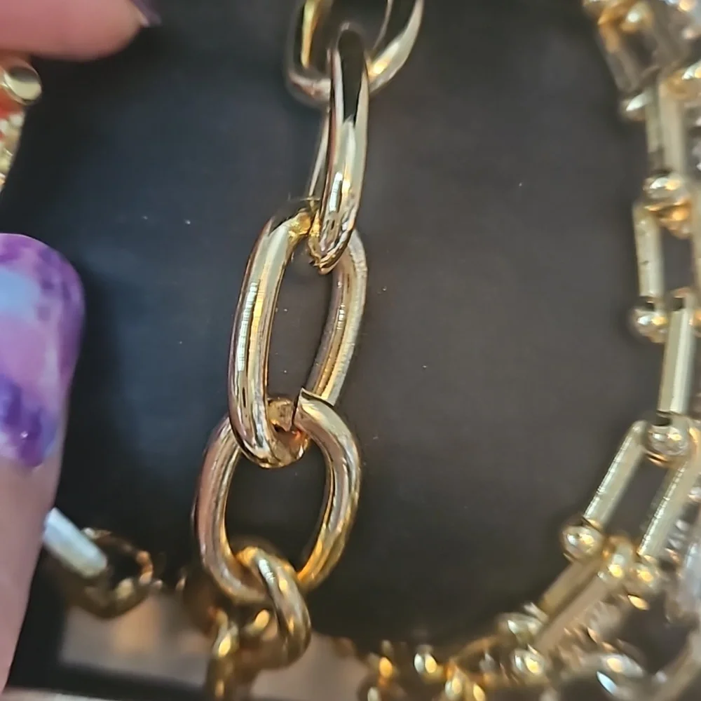 KENDALL & KYLIE  Watch and Bracelet gift 🎁 set - Picture 8 of 13